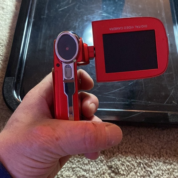 Small compact great for spying digital video recorder. A camcorder if you will. - Picture 5 of 8